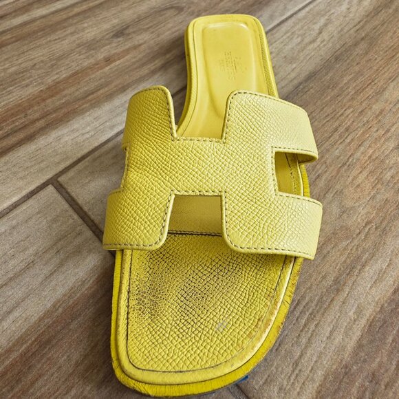 Hermes Oran Yellow Leather H Sandals Eur. 37 - Picture 6 of 14